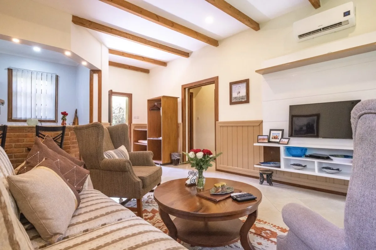 Executive suite lounge at Airport Planet Lodge, KIA