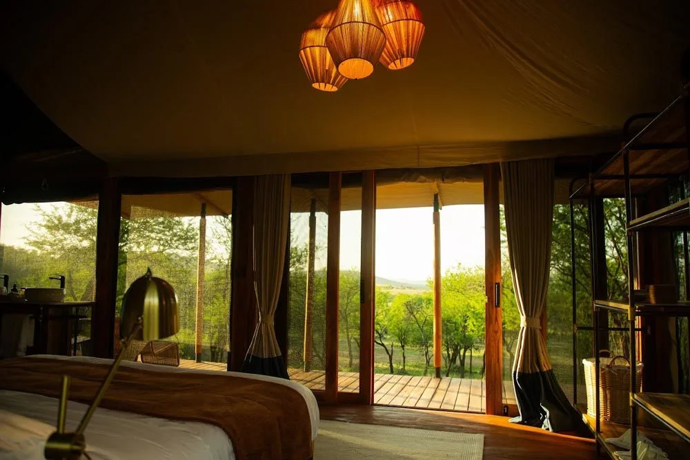 Luwela Camp Serengeti – Tent bedroom at Luwela Camp