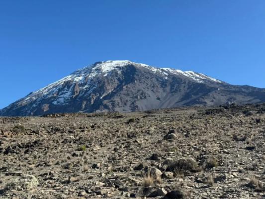 Kilimanjaro Rongai Route – 7 Days – Kibo’s snowy summit seen across the alpine desert