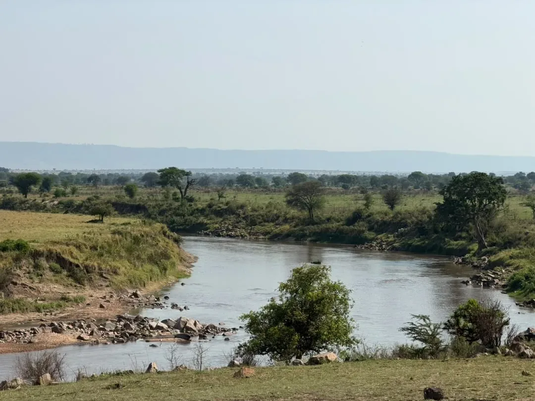 Norte del Serengeti – The Mara River winding through the northern Serengeti